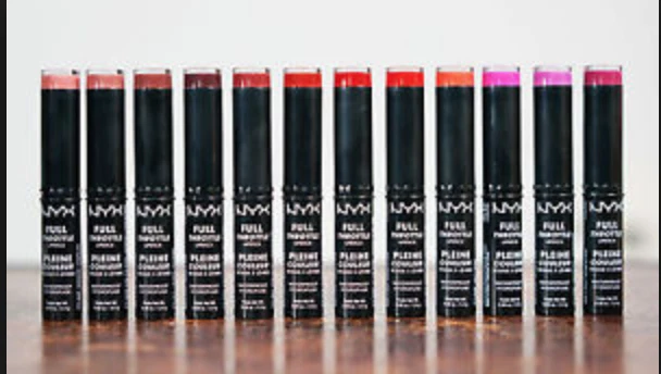  Lápiz labial impermeable NYX Full Throttle, tú eliges Foto 1 de 1