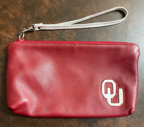 Oklahoma Sooners OU Leather Wristlet / Wallet / Purse - NEW Cover