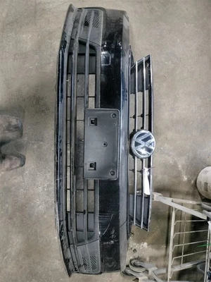 BLK FRONT BUMPER ASSEMBLY 2015-2018 VOLKSWAGEN JETTA Foto 1 de 4