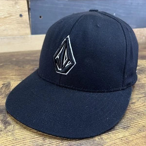 Volcom bestickte eng anliegende Mütze 7 1/4-7 5/8 schwarz Baseballkappe - Bild 1 von 11