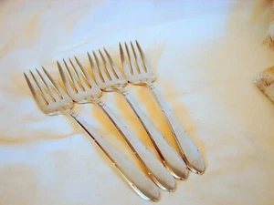 4 Community Silver Berkley Square Salad Dessert Forks, Excellent Cond., 6-3/8in - Picture 1 of 6