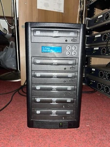 1:5 CD/DVD Copier  - Picture 1 of 6