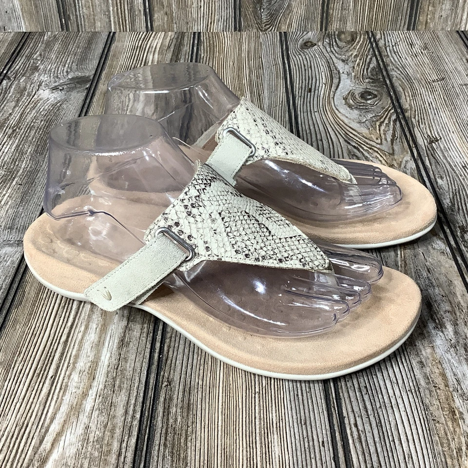 Vionic Womens Wanda Bone Snake Embossed Adjustable T-Straps Sandals Size 7W WIDE - Image 1 of 4