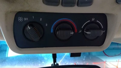 GMC Yukon 53L 2000 usado techo auxiliar control de temperatura delantero 655-00857 Foto 1 de 4
