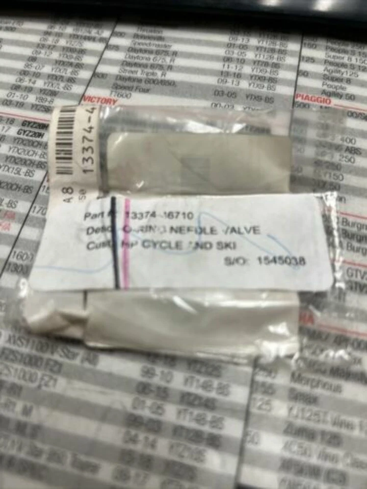 Suzuki OEM Carburetor Float O-Ring 13374-46710 Bandit GSX-R DR350 - Image 1 of 4