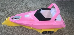 American Plastic Toys INC. Barbie tamaño muñecas barco con remolque - Imagen 1 de 6