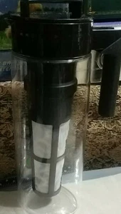 Takeya Airtight Infuser Pitcher/Water Bottle-shatterproof-2 Quart-black-USA - Picture 1 of 8