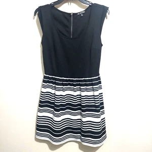 BeBop Womens Medium Fit and Flare Dress Sleeveless Stretch Black White Back Zip - Picture 1 of 7