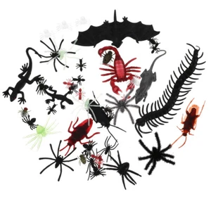 Halloween Assorted Bugs Fake Roaches Halloween Pranktoys Toy Bugs Scorpion Toy - Picture 1 of 12