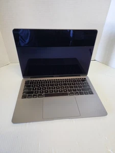 Apple A1932 MacBook Air 13". No Power, Untested. Parts Only - Imagen 1 de 6