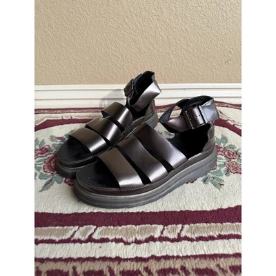 Sandalias metálicas Clarissa Doc Marten Foto 1 de 4