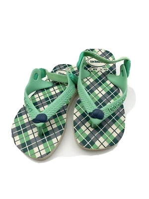 Sandalias chanclas Havaianas para niños pequeños gorra de béisbol verde a cuadros talla EE. UU. 7C EUR 23 Foto 1 de 4