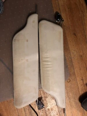 Parasol Ford Mustang 1964 1965 1966 vintage con montaje C2AB 6204122 C SET OEM Foto 1 de 2