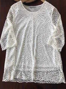 Ladies L stretch lace cream white layer 3/4 sleeve longer Top - Picture 1 of 6