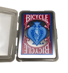 Estuche rígido de almacenamiento de baraja transparente impermeable para cartas de plástico rojo azul para bicicleta - Imagen 1 de 5