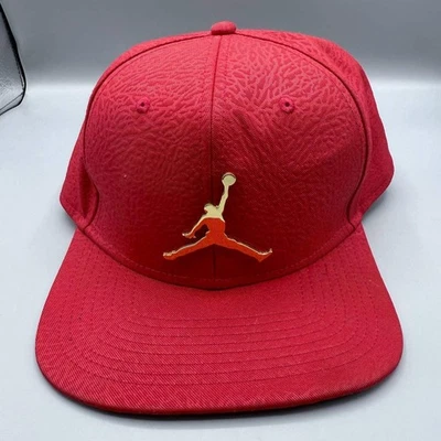 Gorra Air Jordan para hombre roja cemento elefante metal dorado Jumpman gorra trasera a presión Foto 1 de 4
