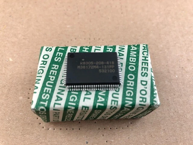 2 Stück M38172M4-131FP - Mitsubishi Semiconductor QFP Integrierte Schaltung  - Image 1 of 1