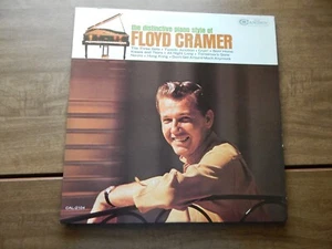 LP-FLOYD CRAMER-The Distinctive Piano Style of-1966-Cryin', Tuxedo Junction - Picture 1 of 4