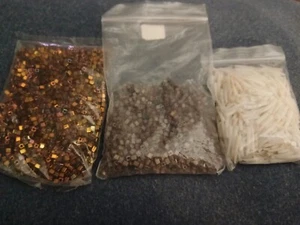 Perlen Miyuki Würfel, Dentalium Muscheln, hellbraun, kostenloser Versand - Bild 1 von 8