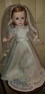 VINTAGE 1950'S MADAME ALEXANDER MARGARET BRIDE 17" hard plastic DOLL - Picture 1 of 11