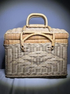 Vintage 80's Woven Natural Wicker and Bent Wood Picnic Basket ~ Hinged Domed Lid - Picture 1 of 14