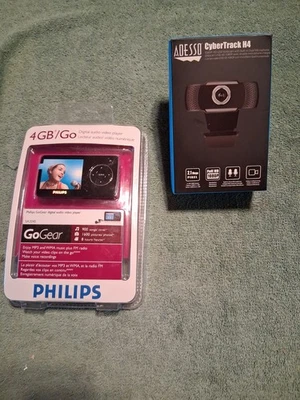 Philips GoGear Reproductor de Audio Digital Video SA3245 y Adesso CyberTrack H4 Paquete Foto 1 de 4