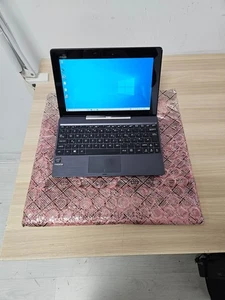 ASUS Transformer Book T100T 10.1" - 32GB  - Intel Atom® Z3775 - Win 10 - Picture 1 of 15