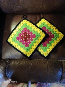 Pot Holders Crochet Granny Square Pair Kitchen Kitschy Cook - Picture 1 of 16