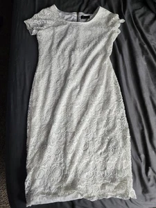 RN Studio Ronni Nicole Womens Size 10 White Lace Overlay Lined Dress Cap Sleeve - Picture 1 of 3