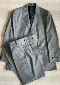 Aquascutum 2-piece suit, 40” chest, 34” waist, grey check wool, A1 condition - Picture 1 of 21
