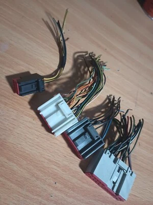 Arnés de cableado de suspensión neumática Land Rover LR3 2005-09 conector de enchufe RQT500170 Foto 1 de 2