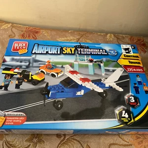 Block Tech Travel Airport Sky Terminal Play Set 235 pieces, 3 Figures Toy 6+ - Picture 1 of 1
