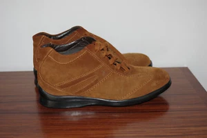 Tod's Brown boots  Suede F and Wing-tip Detailing size 7 - Picture 1 of 4