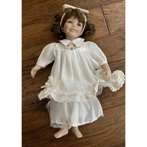 Vintage Porcelain Little Girl Doll with Frog in Pocket 1998 - Picture 1 of 5