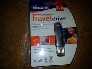 Memorex USB 2.0 HIGH SPEED travel drive 256 MB - Picture 1 of 4