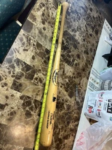 NY Yankees Derek Jeter Louisville Slugger Baseball Bat Genuine C271 Maple Wood - Picture 1 of 14