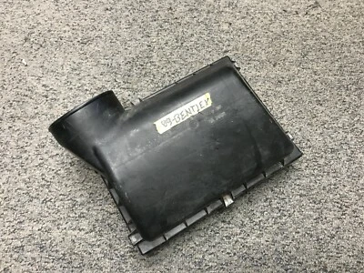 1989 宾利 Turbo R 空气净化器过滤器盒 — 第 1/4 张图片