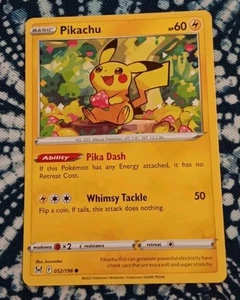 Pikachu 052/196 Swsh11: Lost Origin Regular - Bild 1 von 1