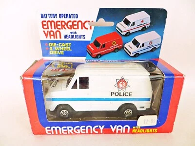 FORD (¿TRÁNSITO?) FURGONETA POLICIAL CON FAROS - 1:40? VINTAGE. Sin usar, en caja Foto 1 de 4