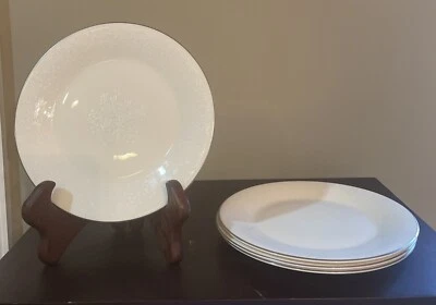 "Lote #4 platos de postre Jennifer colección romance Royal Doulton Inglaterra de colección 8""" Foto 1 de 4