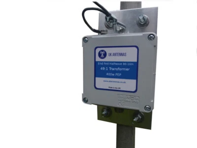 UK Antennas Multi-band/ Half-wave End Fed 49:1 matching transformer with bracket - Image 1 of 4