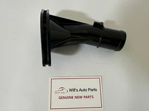 GENUINE BRAND NEW KIA CERATO 2013-2016 FITTING-COOLANT INLET - Picture 1 of 7