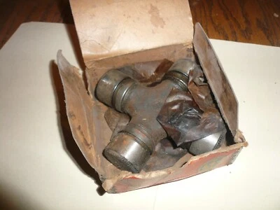 Camión Dodge Fargo Cleveland U-Joint 1946 1947 1948 1949 1950 1951 1952 1953 1954 Foto 1 de 2