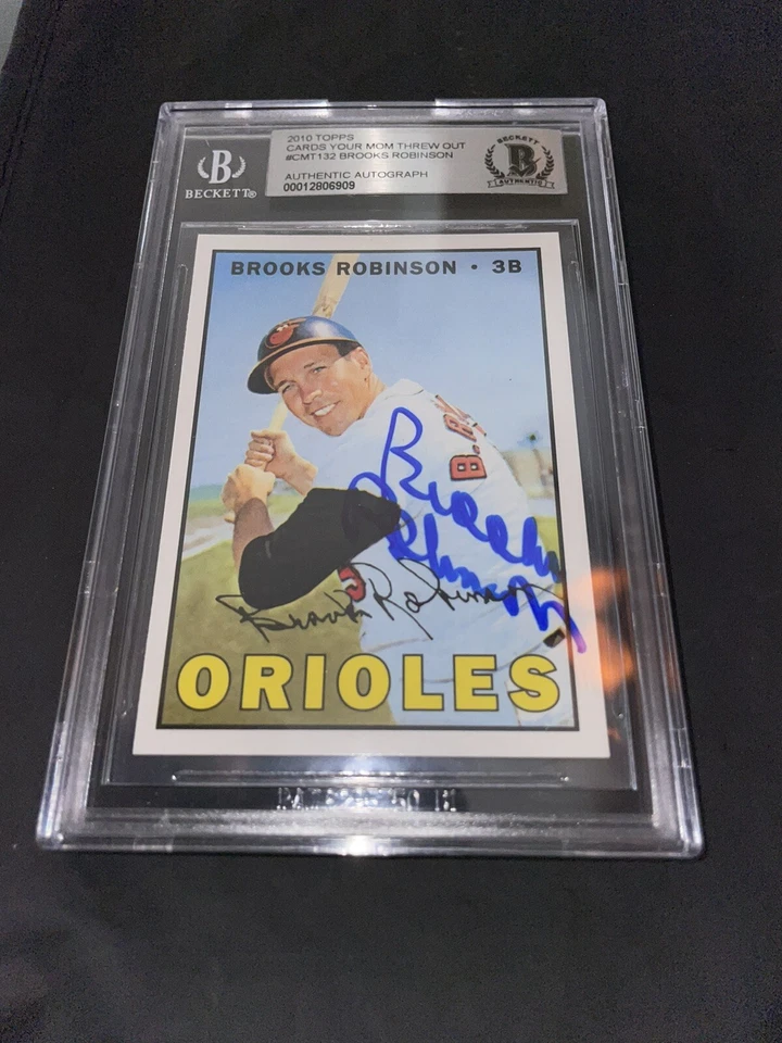 Brooks Robinson Signed 2010 Topps Card Baltimore Orioles Beckett #2 - Image 1 of 1