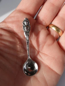 925 Sterling silver Love Disarmed salt Spoon/salt spoon/Baby/collectors/2.35" - Picture 1 of 6