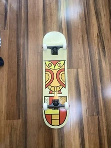 Darkroom Skateboard Komplett 7,75" Deck 52mm Rollen Abec7 Kugellager - Bild 1 von 6
