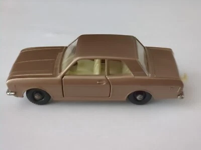 1968 Matchbox Lesney No 25-D Ford Cortina (7) - Image 1 of 4