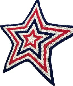 Grande Rojo Blanco Azul Crocheted Star Afghan - Imagen 1 de 3