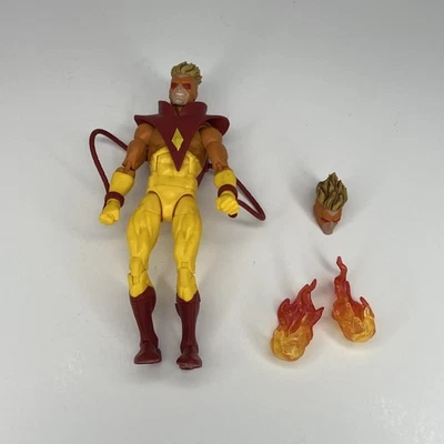 Figura de acción Marvel Legends Pyro de Rogue paquete de 2 completo Foto 1 de 4