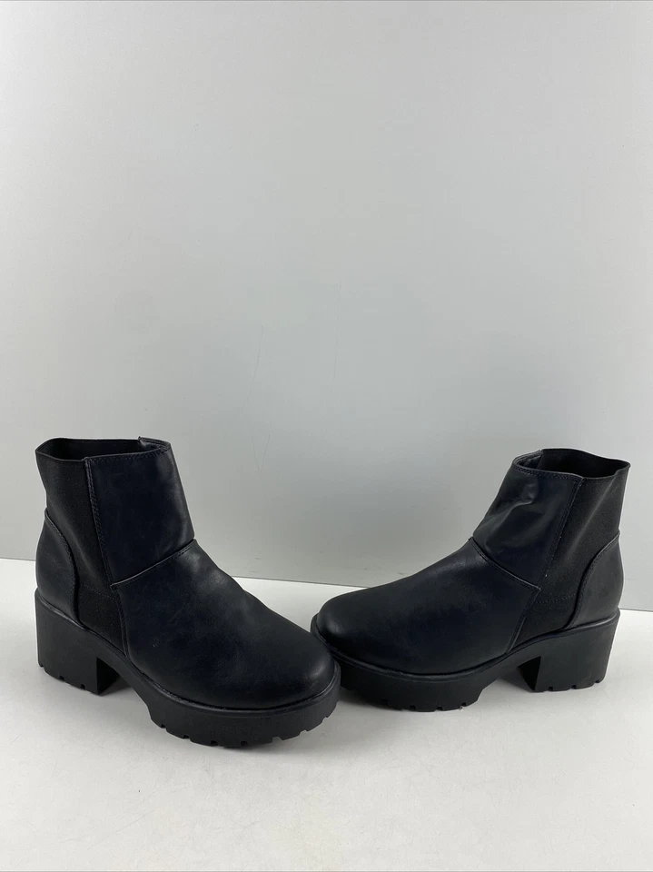 Call It Spring Black Faux Leather Round Toe Pull On Platform Ankle Boot Size 8.5 - Image 1 of 4
